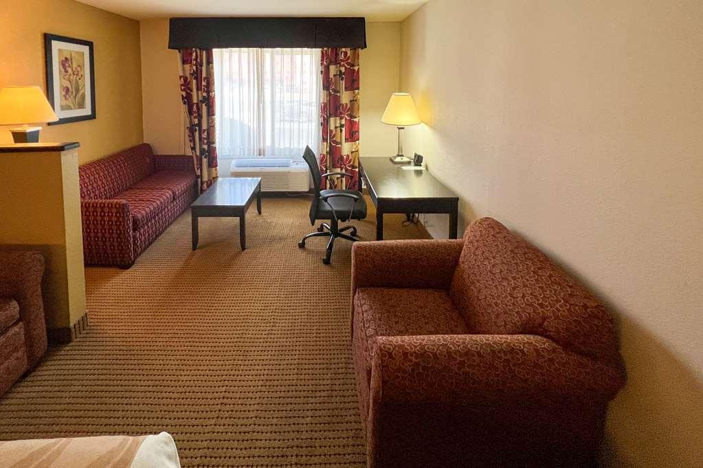 Quality & Hotel 3*